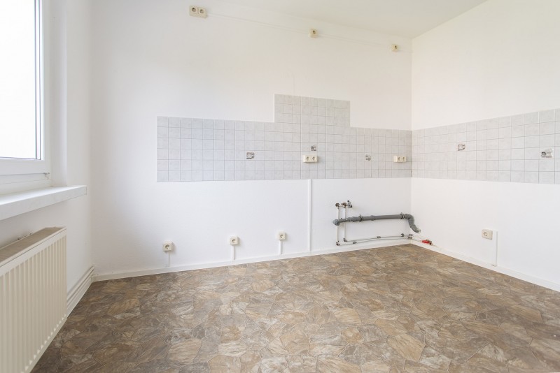 Kitchen with natural light - Duplex with 4 bedrooms, 2 bathrooms, and 2 balconies
