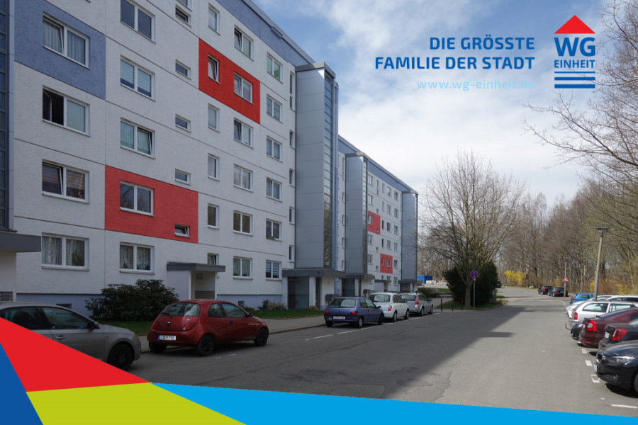 Titelbild - 4-Raum-Wohnung in guter Lage!