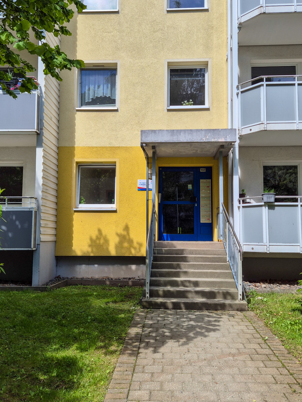 Building Entrance - 2-Room Apartment in a Great Location
