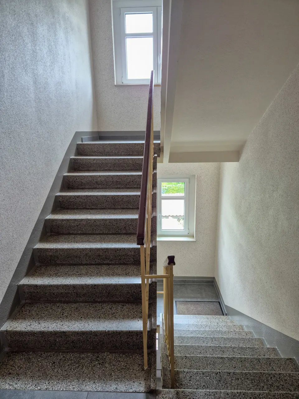 Staircase - 2-room apartment in the green settlement Eisenweg