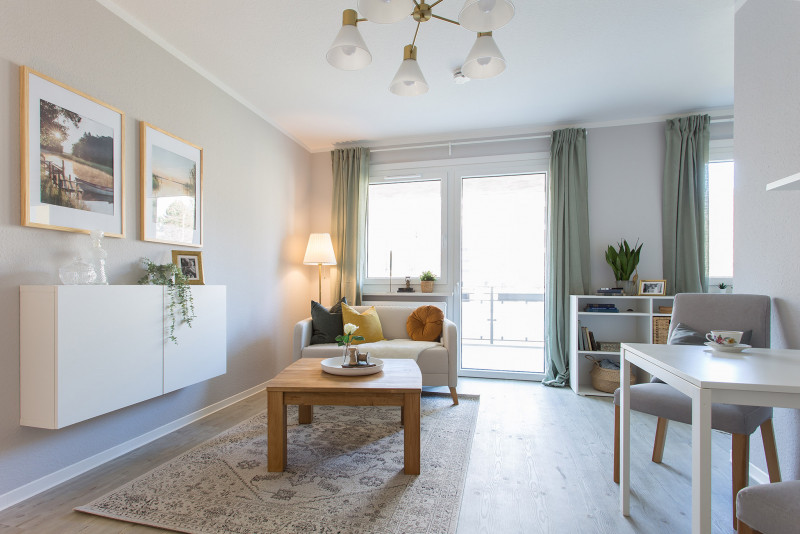 Beispielbild Wohnzimmer - Wohnen in einer Wohngruppe – Alles neu!