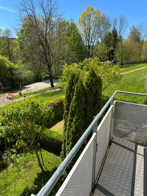 Detailed view - small, fine 3-room apartment