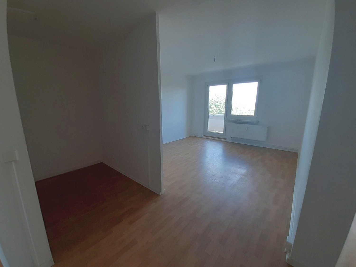 Wohnzimmer - 3-Raum Wohnung im grünen Hutholz