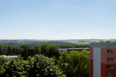 3-room apartment in the green Hutholz, Friedrich-Viertel-Str. 30, 09123 Chemnitz
