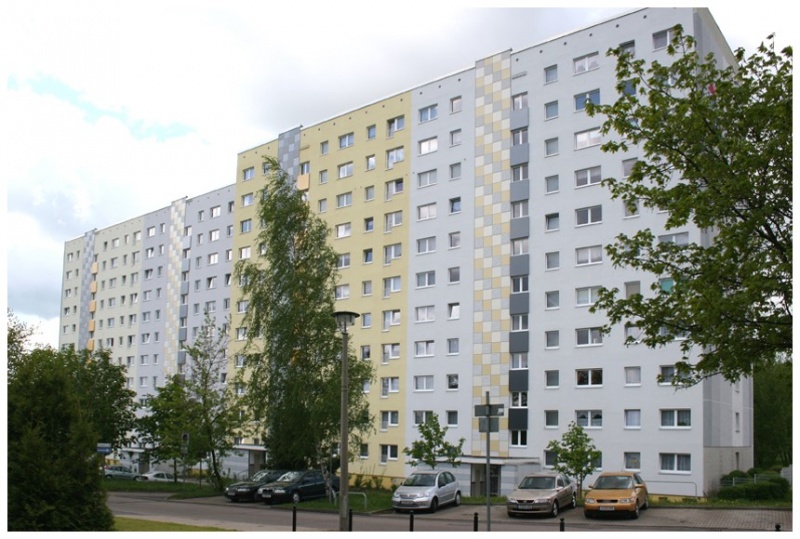 Hausansicht - Die Möbel sind schon da!