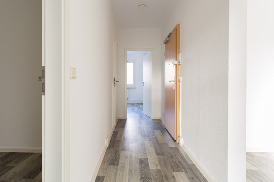 Titelbild - Familienfreundliche 4-Raum-Wohnung mit 2 Bädern und viel Abstellfläche