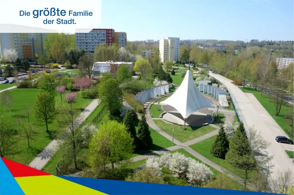 Titelbild - **Günstige 4-Raum-Wohnung mit viel Platz zum Wohlfühlen in Markersdorf!**