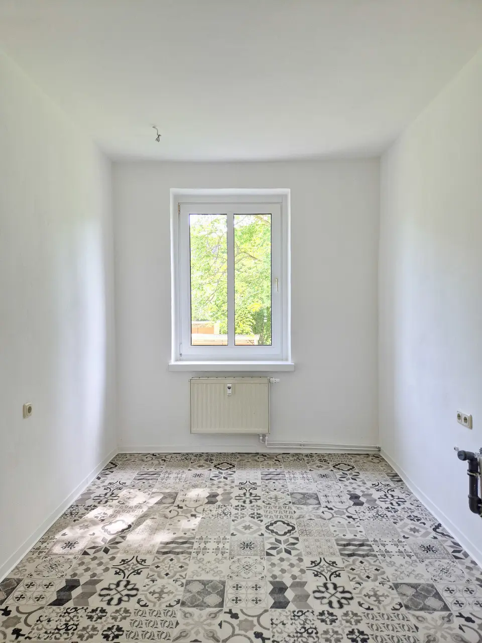 3 Zimmer – wenig Geld – tausend Ideen, Annaberger Str. 171a, 09120 Chemnitz