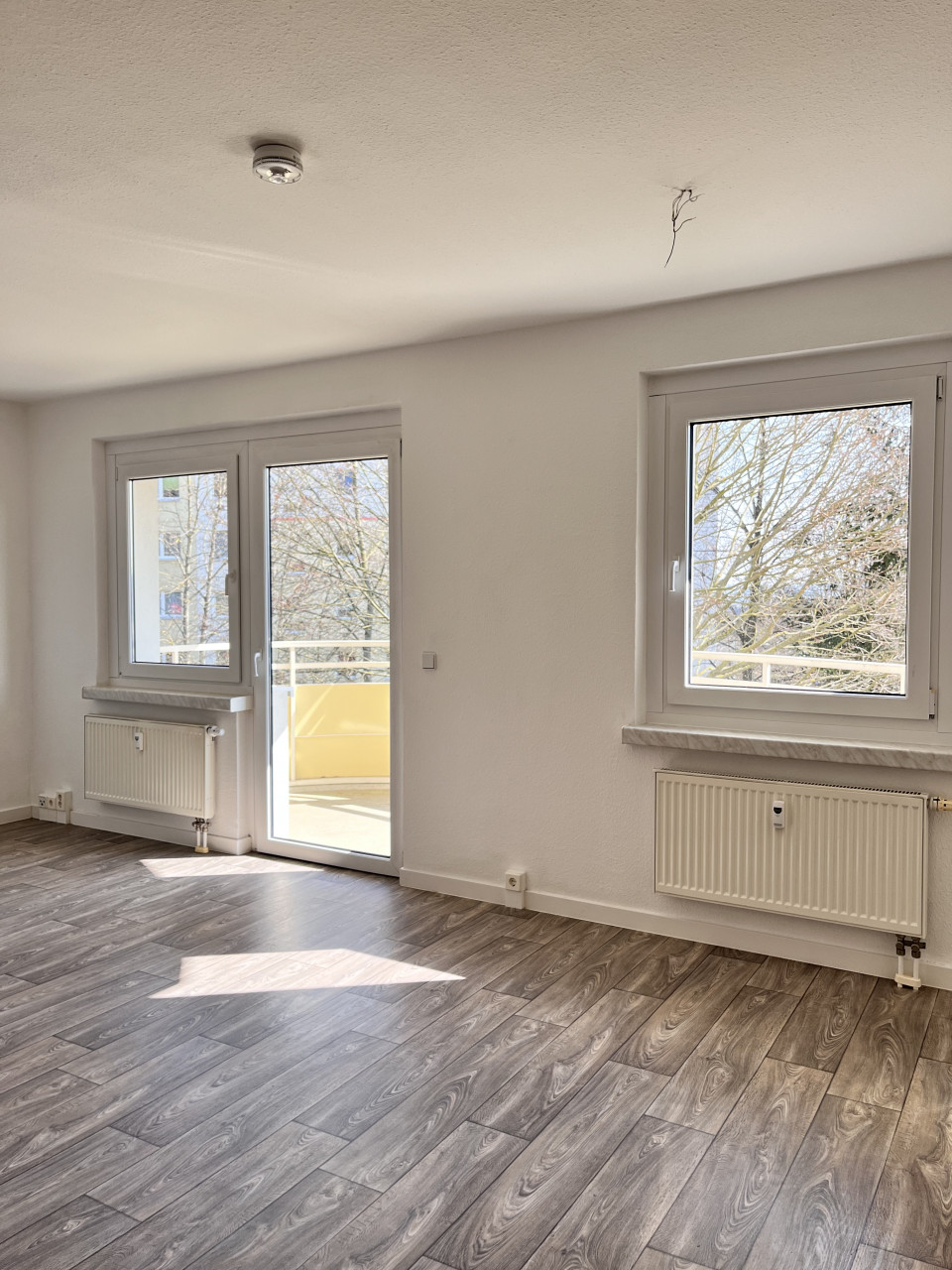 Wohnzimmer - 2-Raum Wohnung zum Wohlfühlen in Hutholz