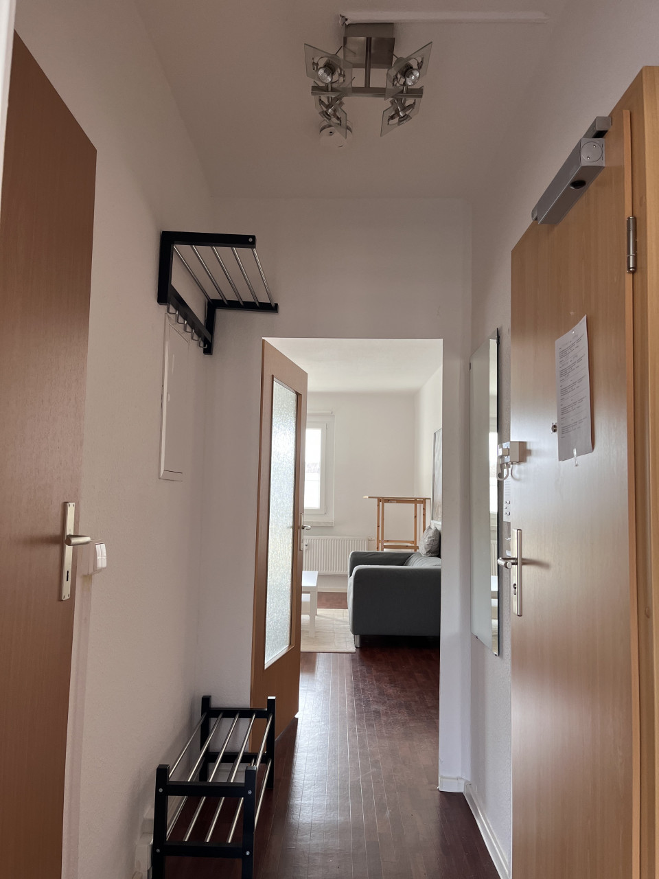 Hallway - Furnished apartment - perfect for commuters or students