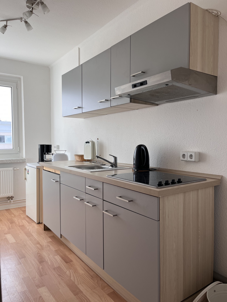 Equipped kitchen - Furnished apartment - perfect for commuters or students
