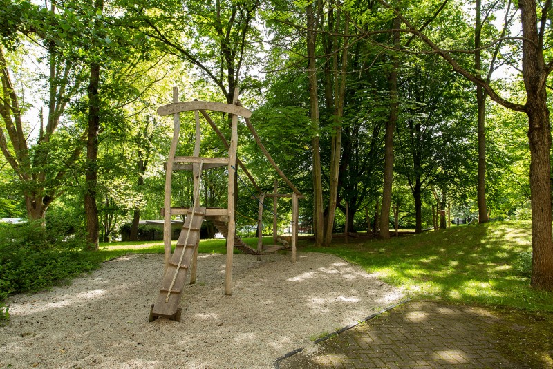 Park with playground in front of the house - Family apartment with 5 % child discount per child