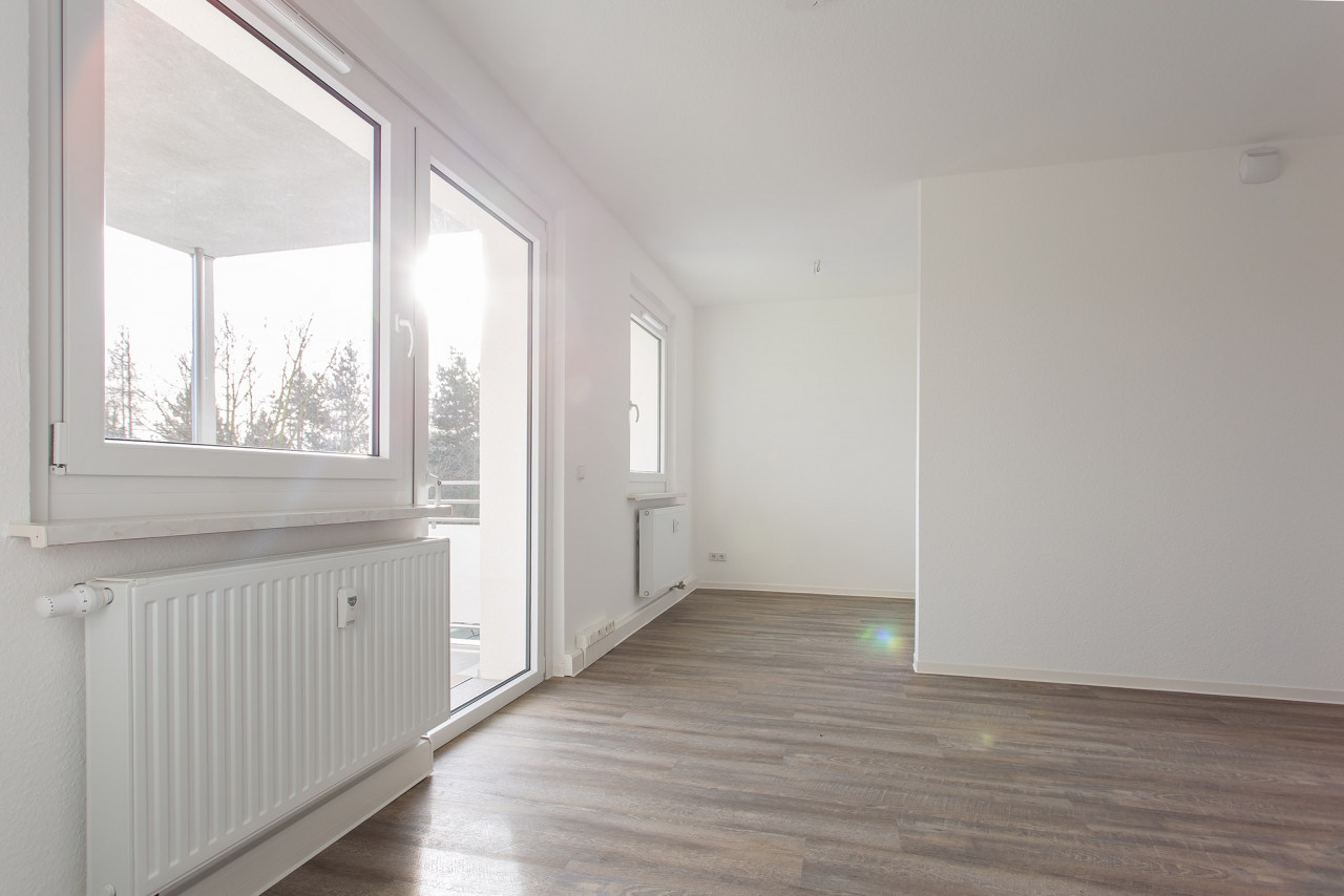 Wohnzimmer - Neubau – Attraktive barrierearme 2-Raum-Wohnung