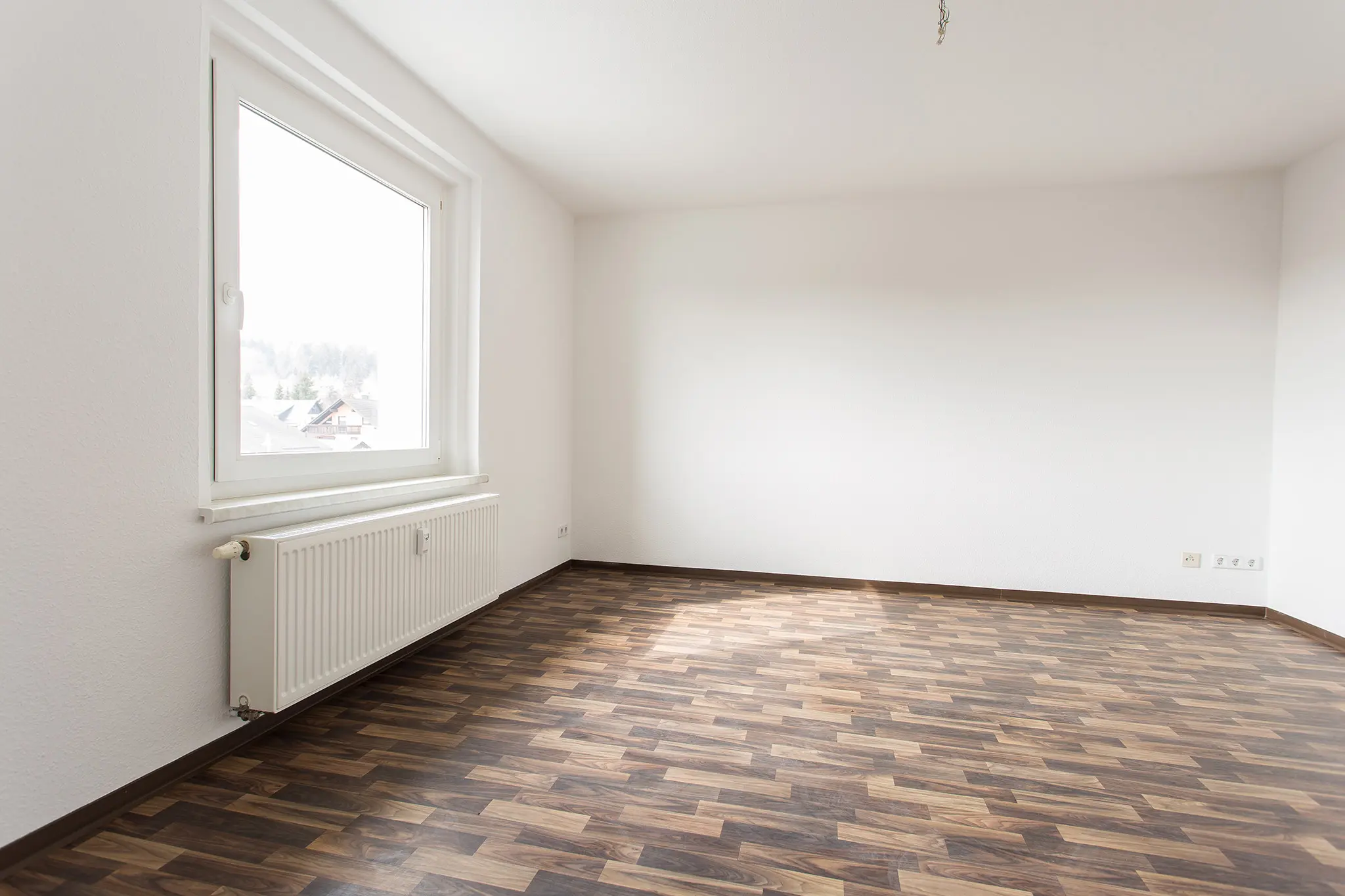 Wohnzimmer - Grün – Grüner – Grüna – Schöne 2-Zimmer-Wohnung