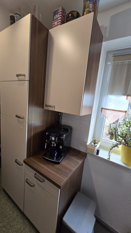 Küche vom Vormieter - kann übernommen werden - *schöne 2-Raum Whg. in grüner Lage sucht neue Mieter*