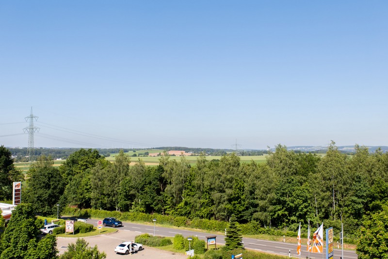 Blick bis nach Grüna - *HELL *FREUNDLICH *BEZAHLBAR