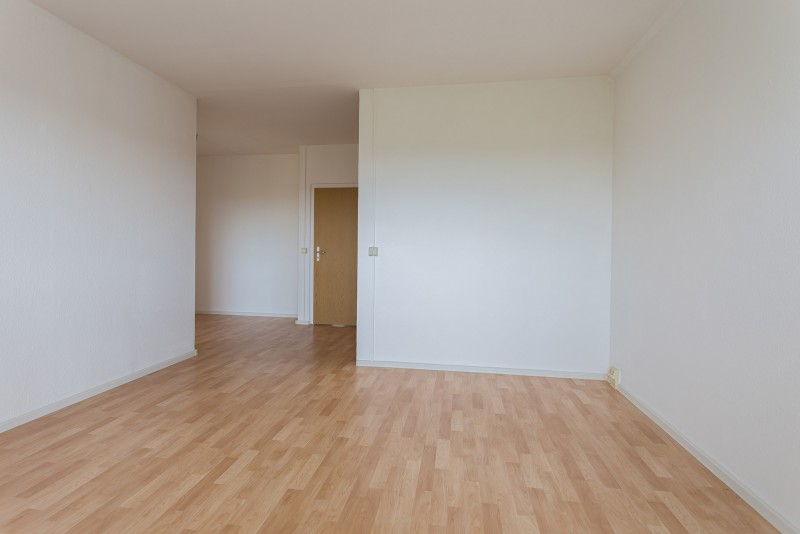 Vergleichswohnung Wohnzimmer - Modernes Wohnen in Hutholz