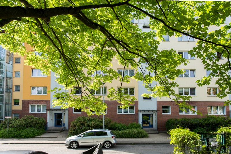 Hausansicht - Komm herein, Sonnenschein! Sonnige Familienwohnung mit toller Ausstattung