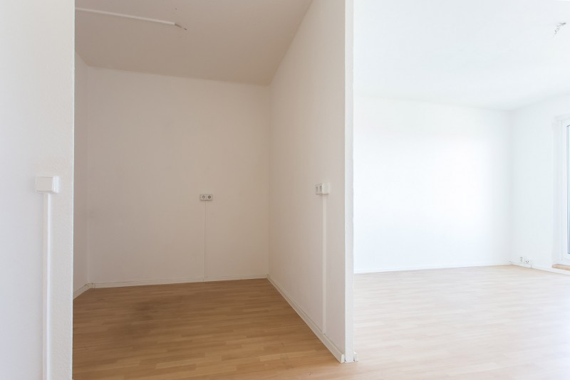 Wohnzimmer - 3-Raum-Wohnung mit Balkon