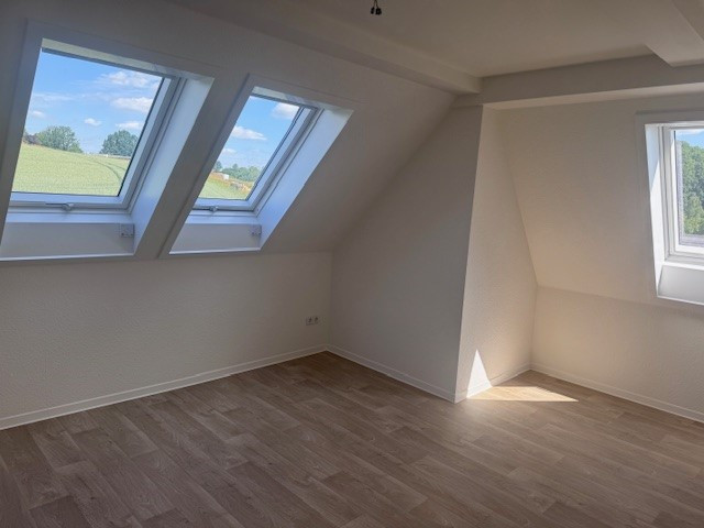 Vergleichswohnung  Charlottenstraße 14 - Erstbezug nach Ausbau – 4 -Raum Wohnung in Hohenstein-Ernstthal