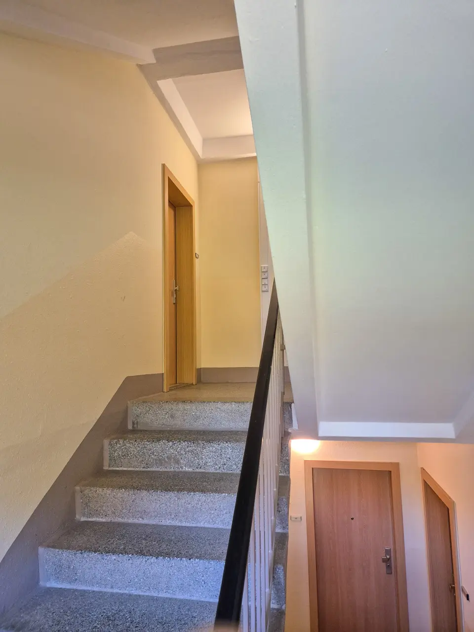 Treppenhaus - Kurzexposé 8400/5/31
