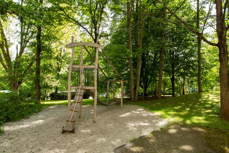 Wohnumfeld mit Park und Spielplatz - Hübsche 3-Raum-Wohnung – gemütlich und hell !!