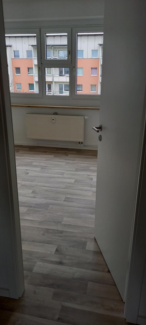 Schlafzimmer - Seien Sie die Ersten! Erstbezug nach Sanierung! Wohnen in Markersdorf!