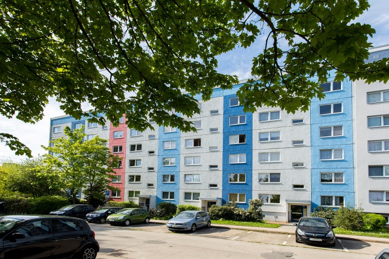 Hausansicht - Komplett möblierte 3-Raumwohnung