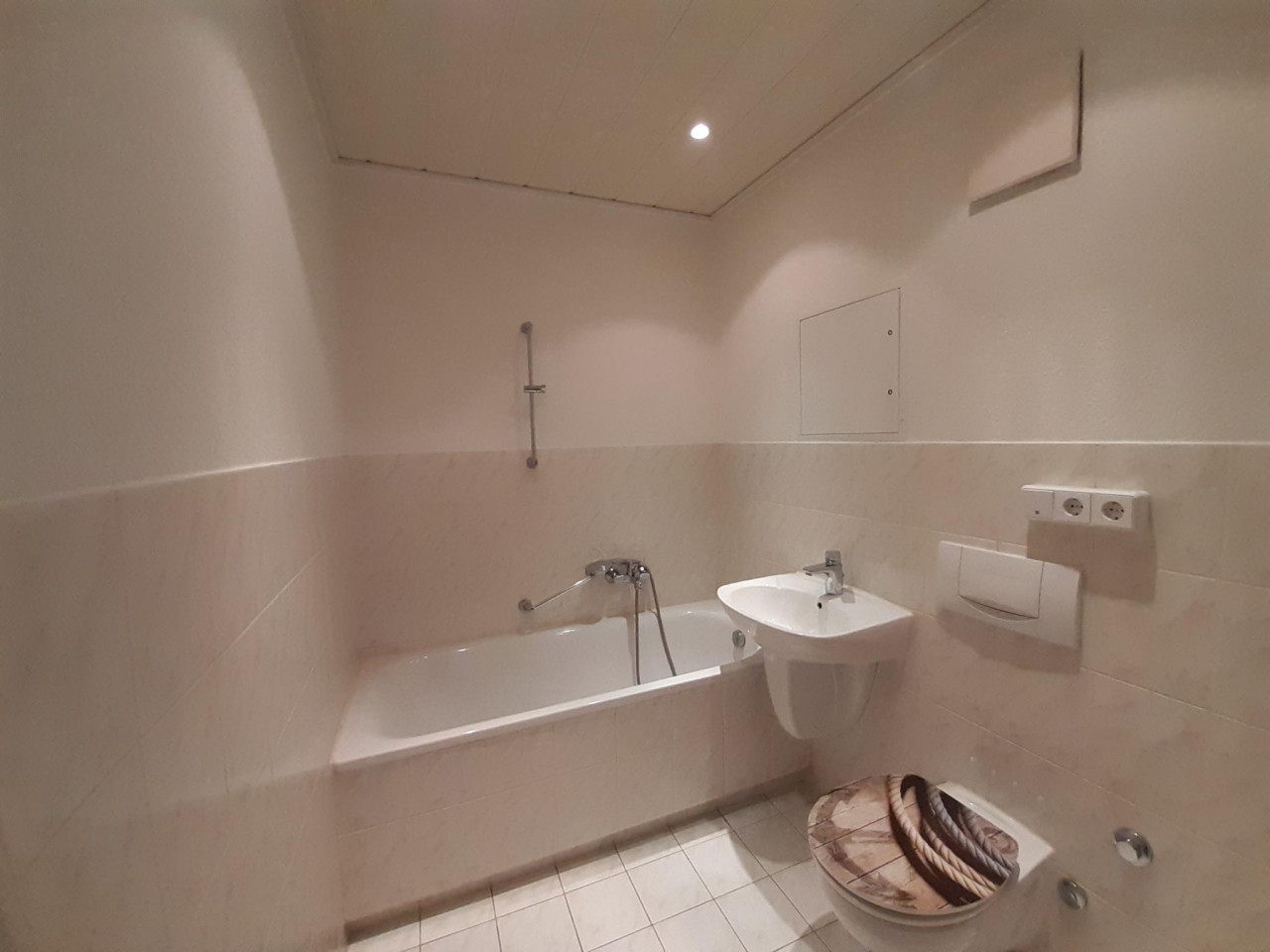 !!NEU!! Schöne 2-Raum. im Süden von Chemnitz in Stadtparknähe! - Photo 2