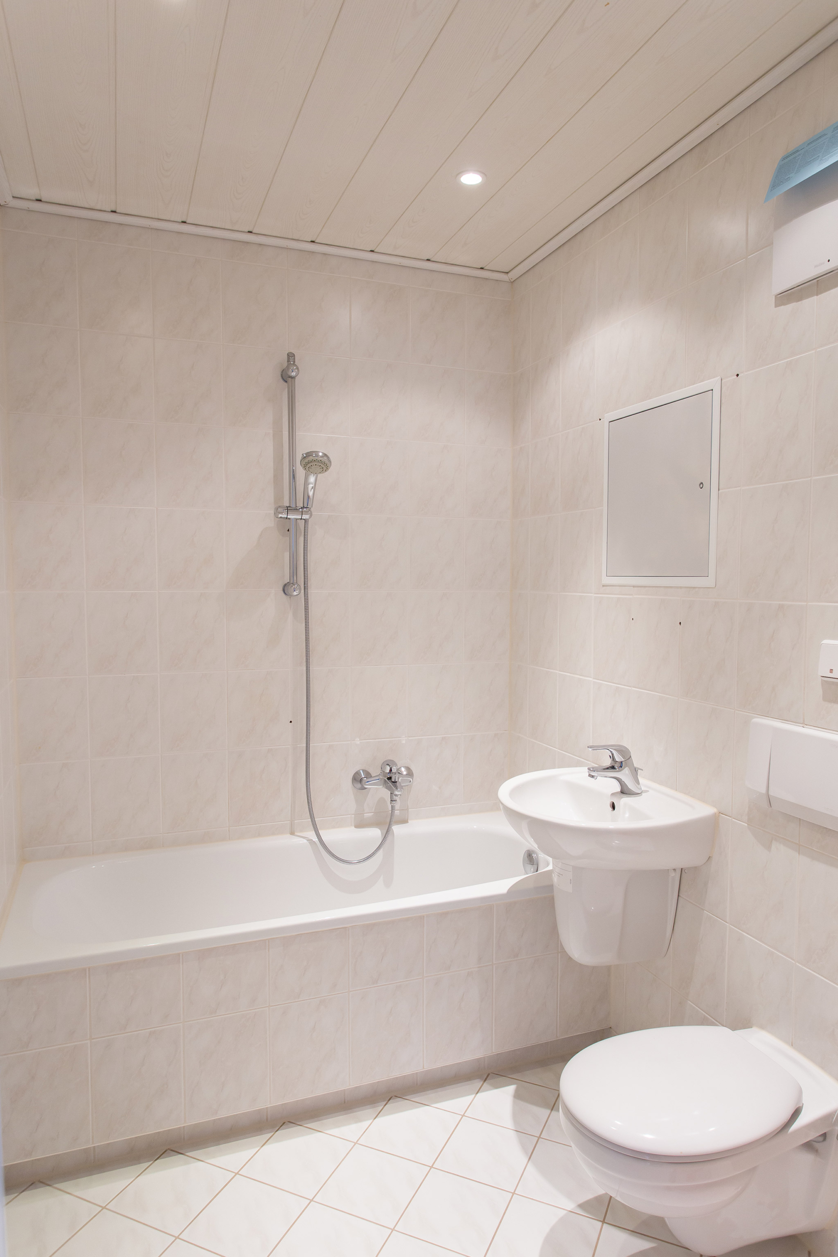 Badezimmer - Sonnige 3-Raumwohnung mit Platz für Individualität