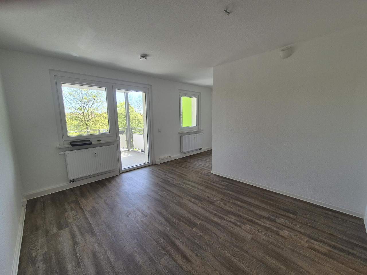 Barrierefreie 2-Raum Wohnung mit großem Balkon und Aufzug - Foto 1