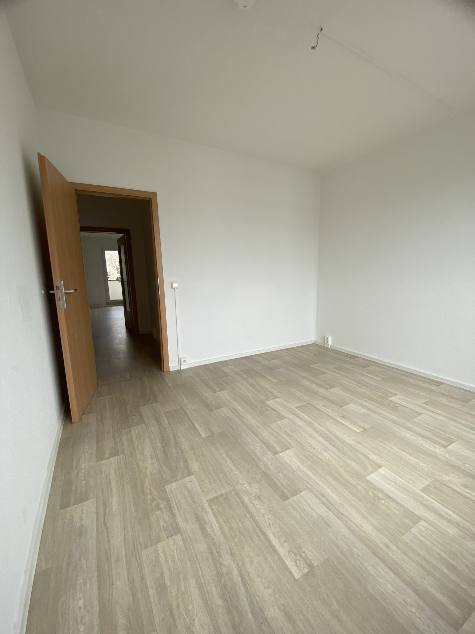 Schlafzimmer - Einziehen leichtgemacht: die Einbauküche ist schon da