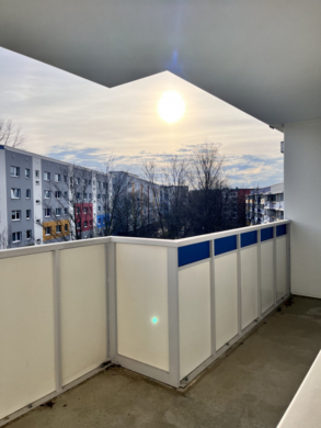 XXL-Balkon & frisch renoviert – 2-Raum-Wohnung mit Wohlfühlfaktor, Arno-Schreiter-Str. 29, 09123 Chemnitz