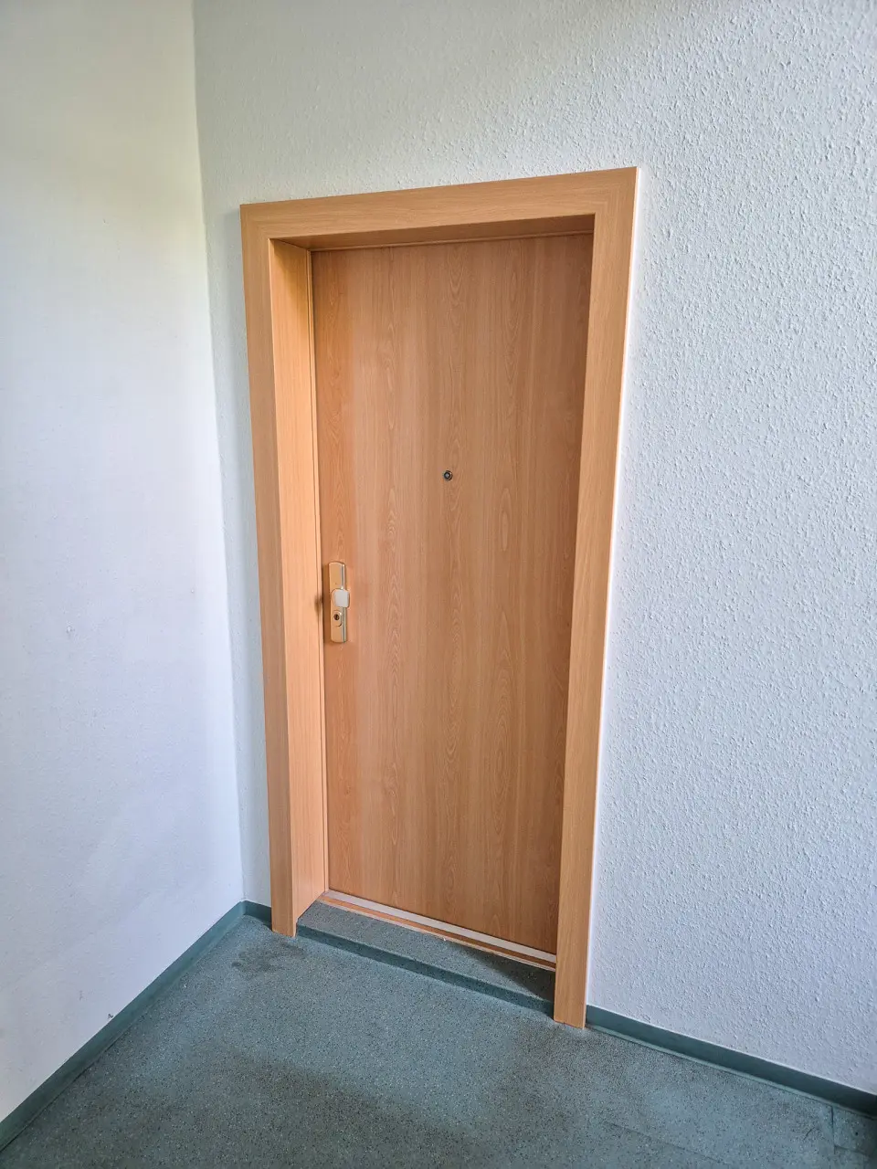 Wohnungstür - 3 Raum Wohnung in Markersdorf Nord