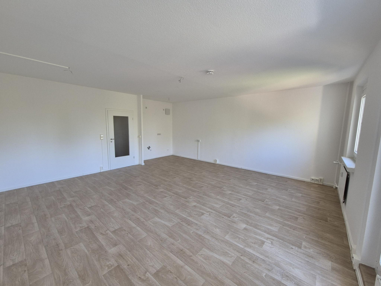 Detailansicht - Große 2-Raum-Wohnung frei!