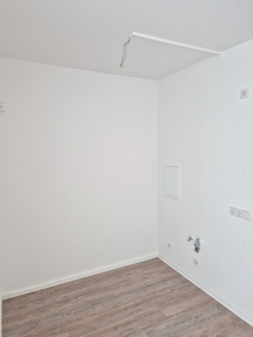 Küche - 2-Raum-Whg. mit Erzgebirgsblick