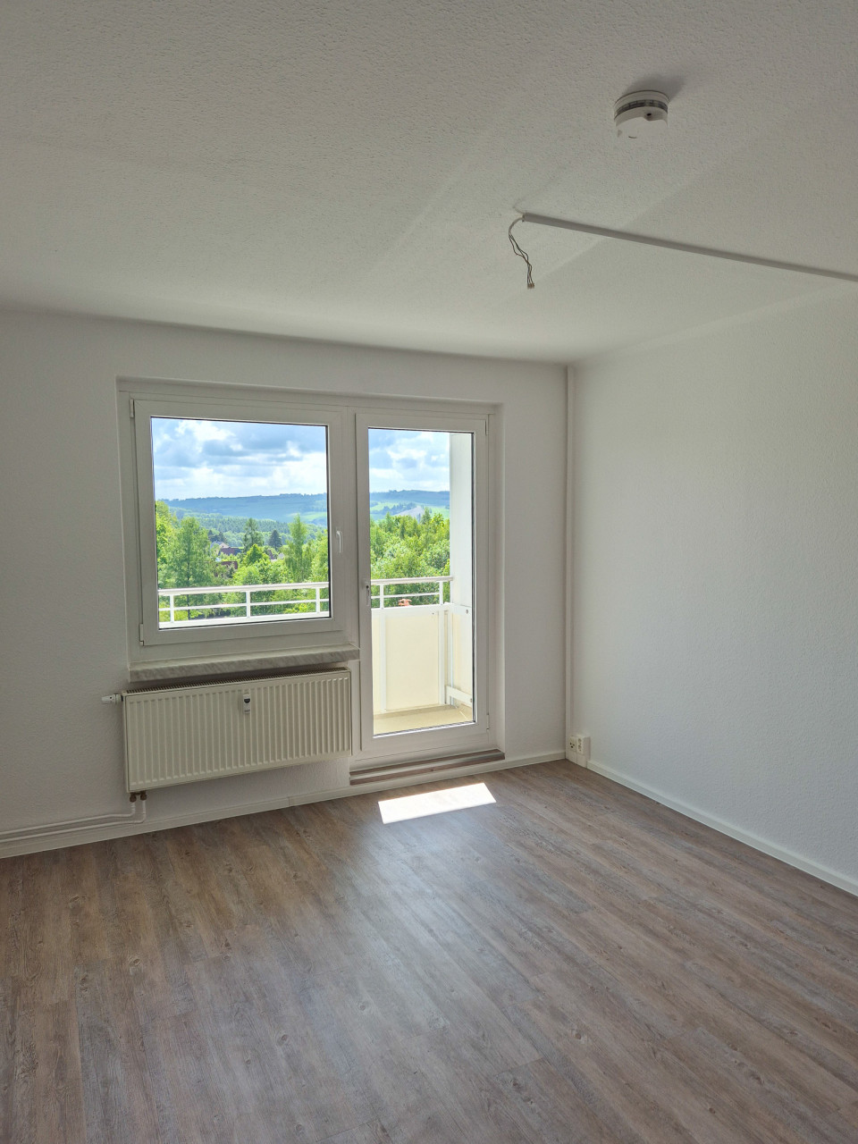 Wohnküche - 2-Raum-Whg. mit Erzgebirgsblick