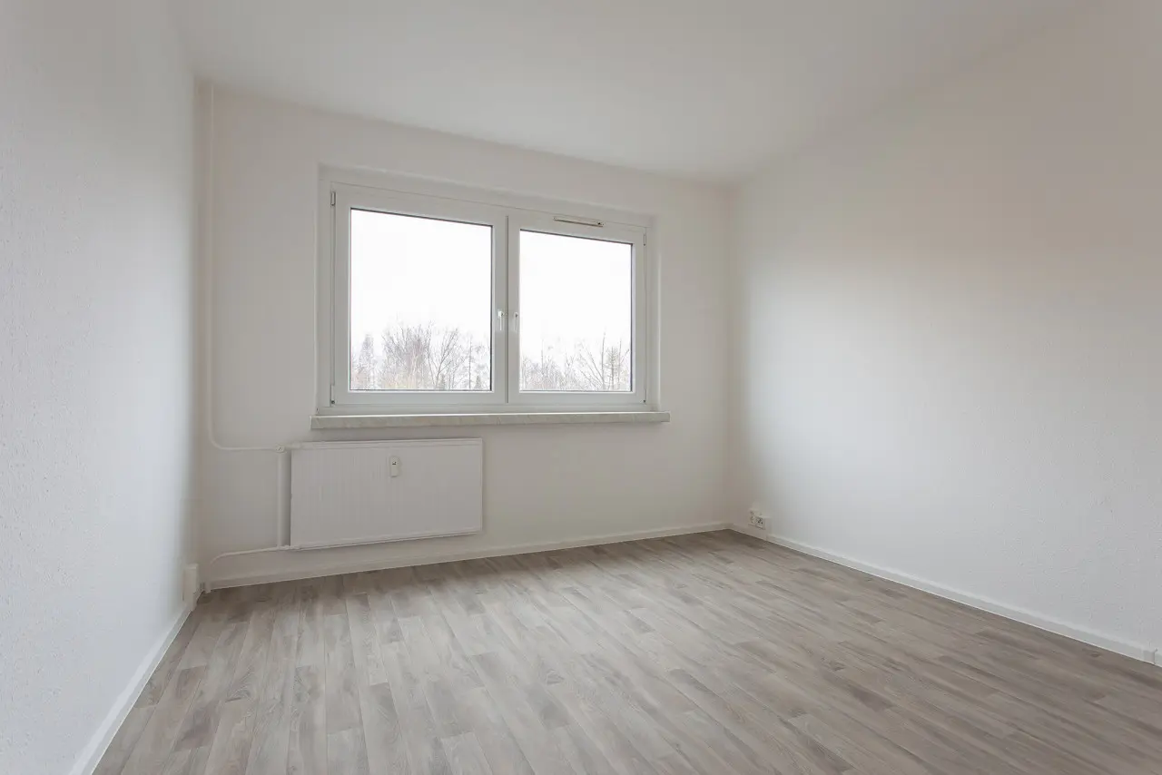 Vergleichsbild Schlafzimmer - Platz für die ganze Familie – 4-Raum-Whg. mit Kinderrabatt