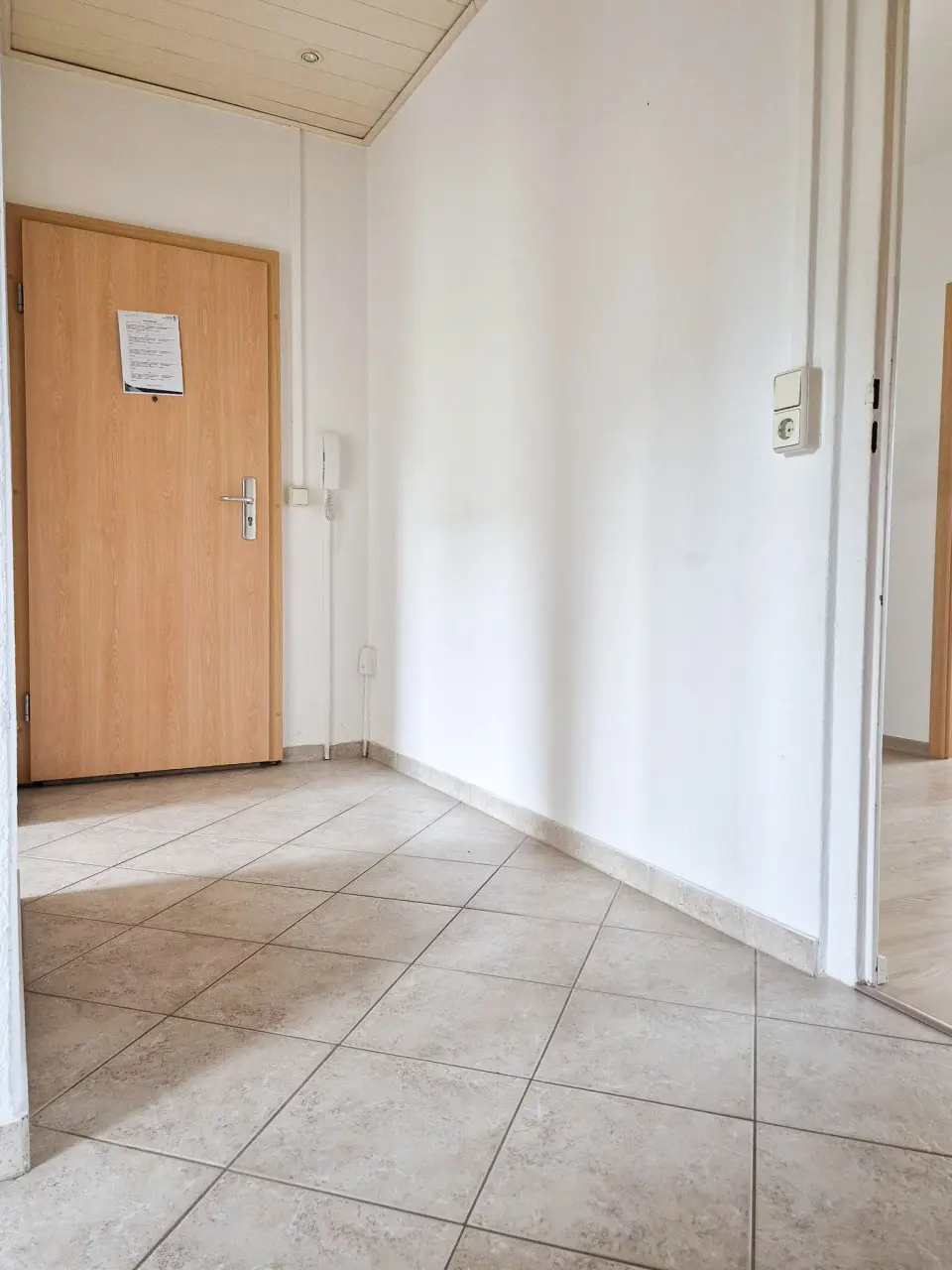 Entrance Area / Hallway - 4-room apartment on the top floor