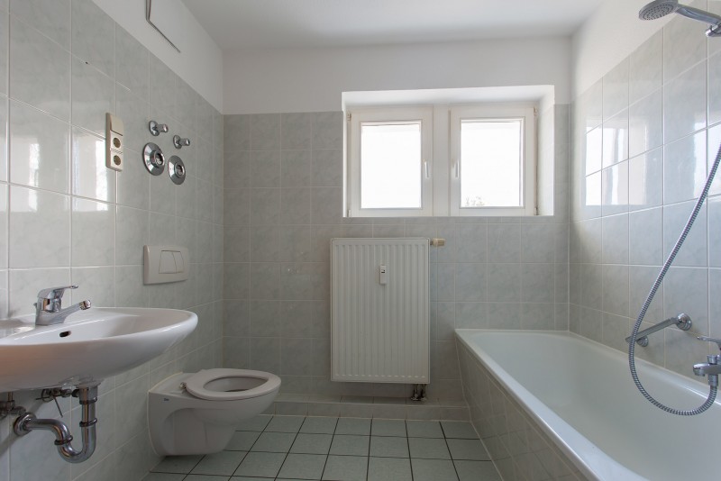 Bad - Frisch renovierte Wohnung in wundervoller grüner Lage