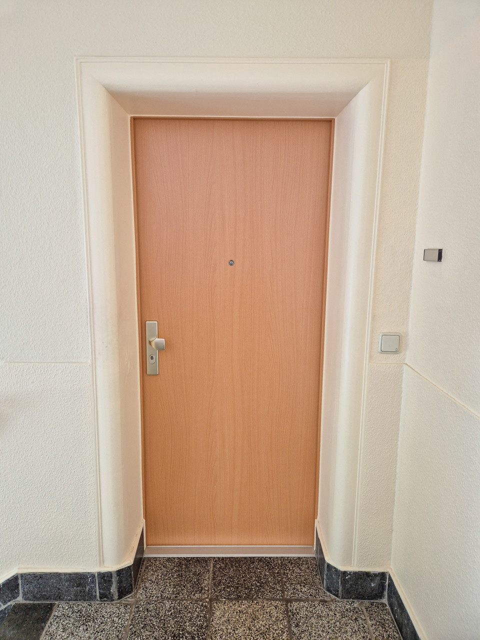 Front door - Altchemnitz: close to the center and green