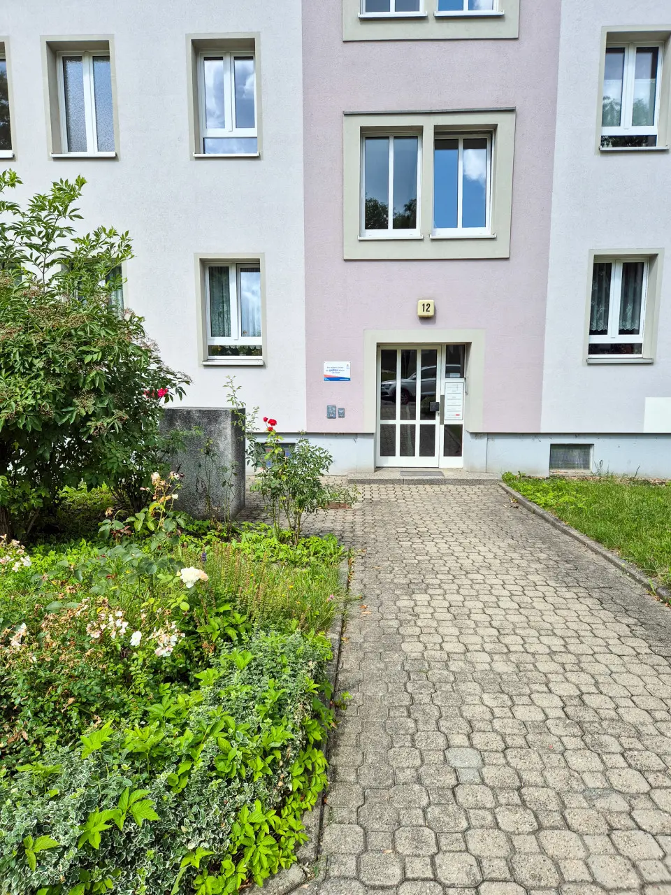 Hauseingang - Altchemnitz: Zentrumsnah und grün